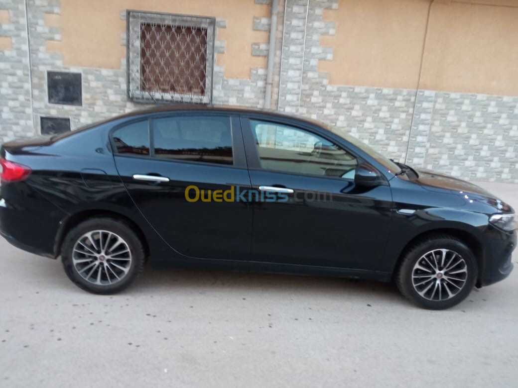 Fiat Tipo 2023 City