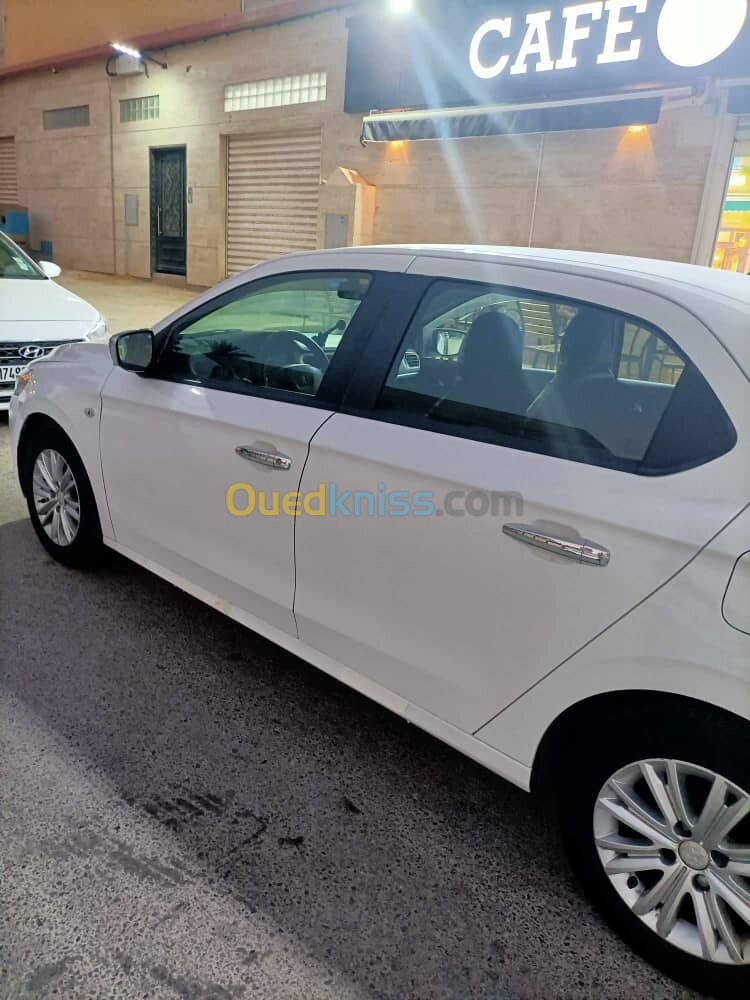 Peugeot 301 2015 Active