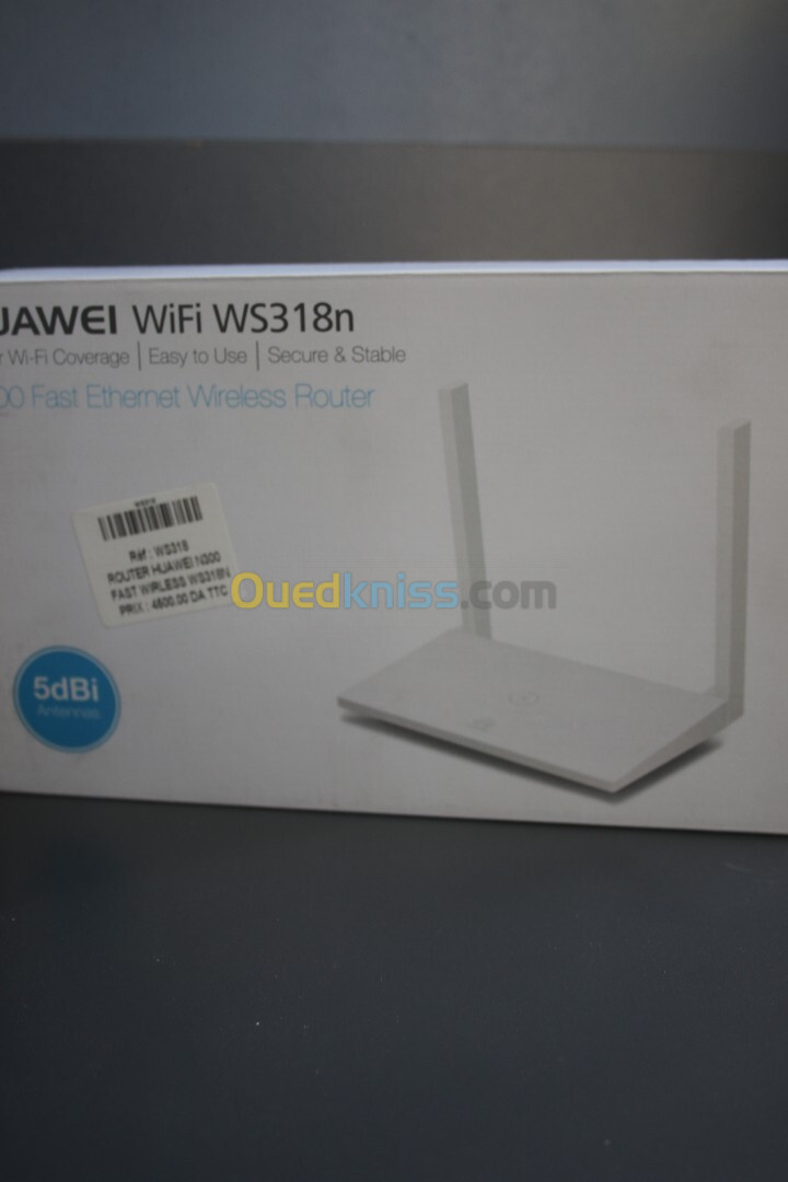 Router Huwei N300 WIRLESS WS318N