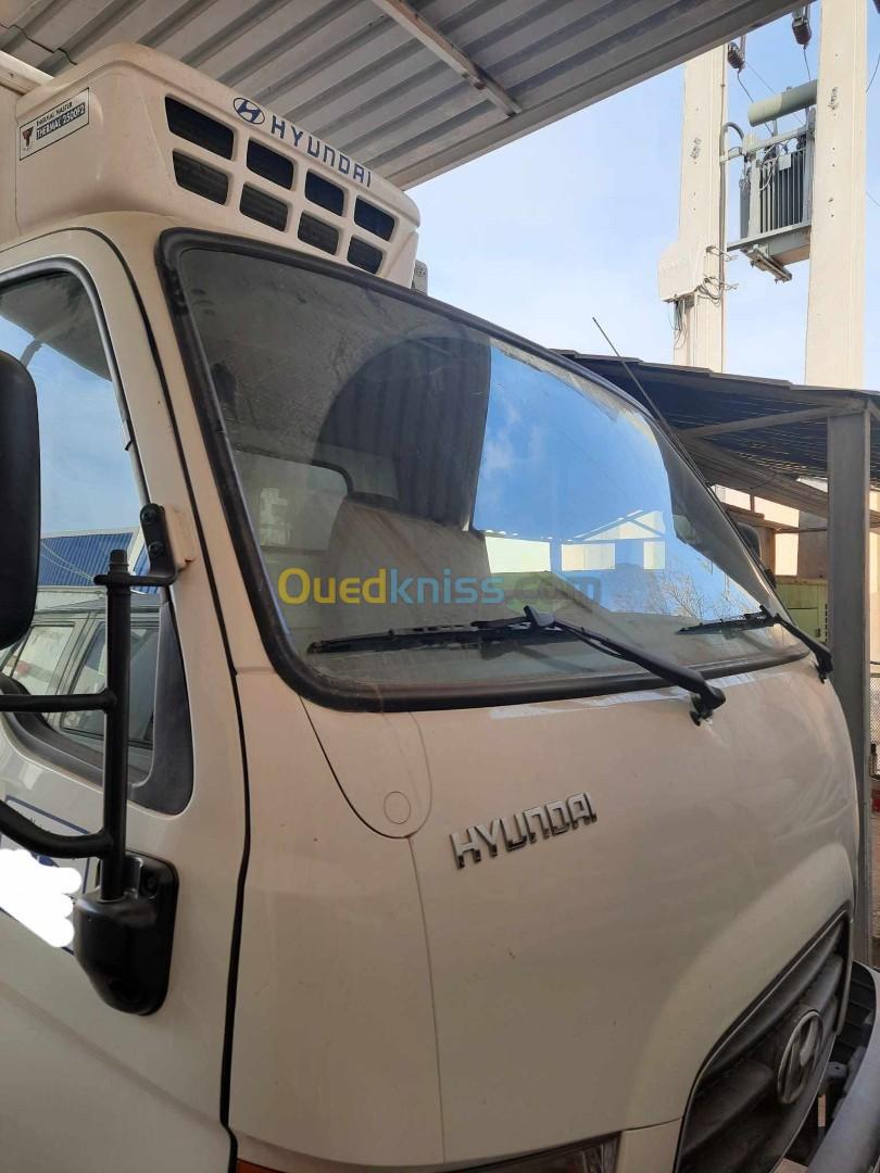 Hyundai H65 2016