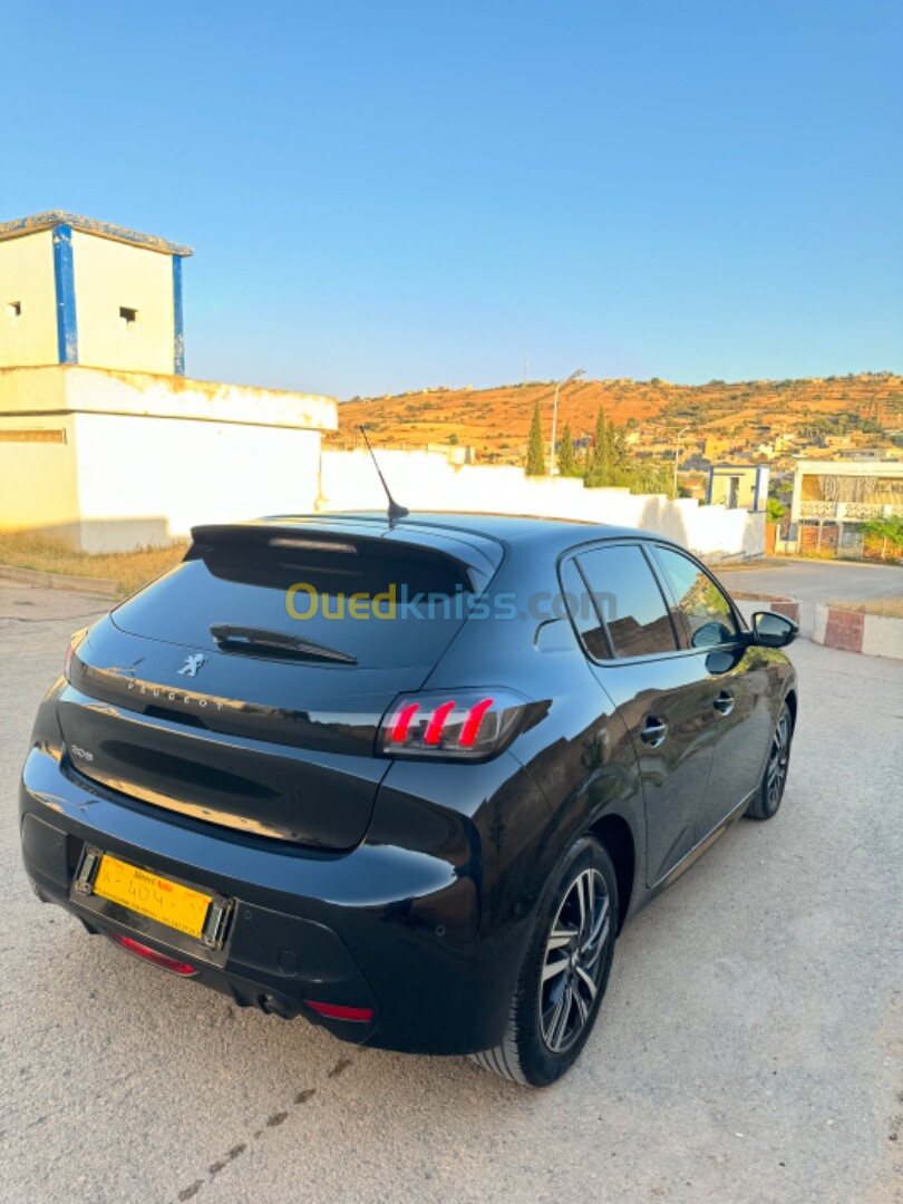 Peugeot 208 2022 Allure Facelift