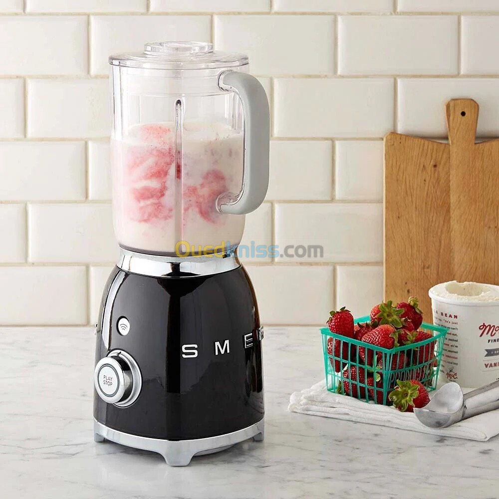 SMEG BLENDER BLF03 800W / 1.5L