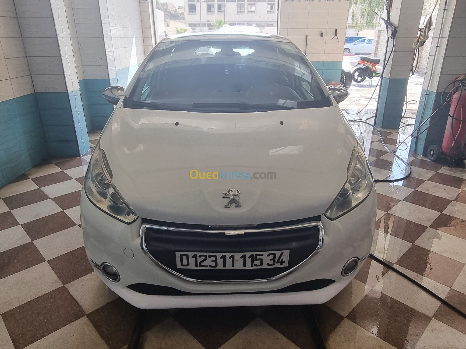 Peugeot 208 2015 Allure