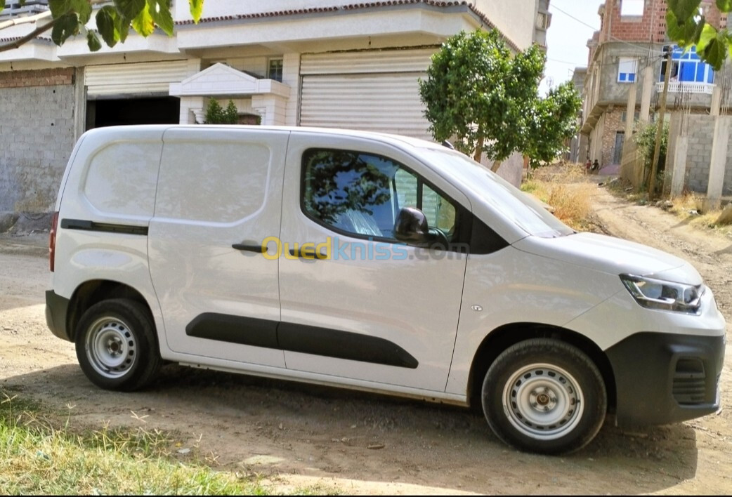 Fiat Doblo 2024 Italy