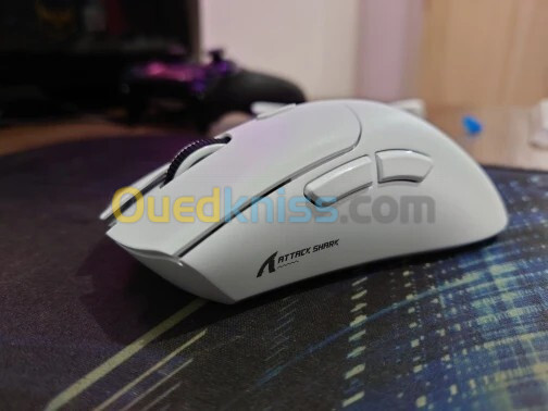 Attack Shark R1 Souris Bluetooth Sans Fil Wireless / Wired Gaming Mouse 18000 Dpi 1000 Hz PC