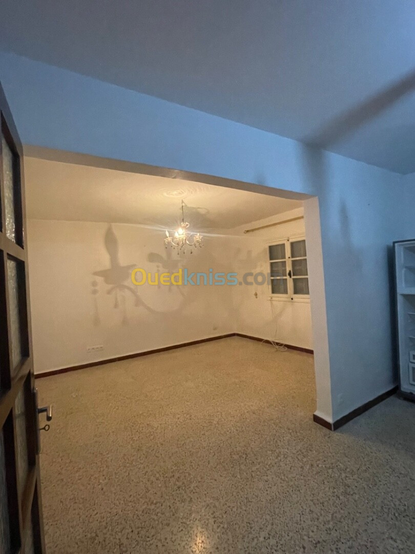 Location Appartement F4 Alger Cheraga