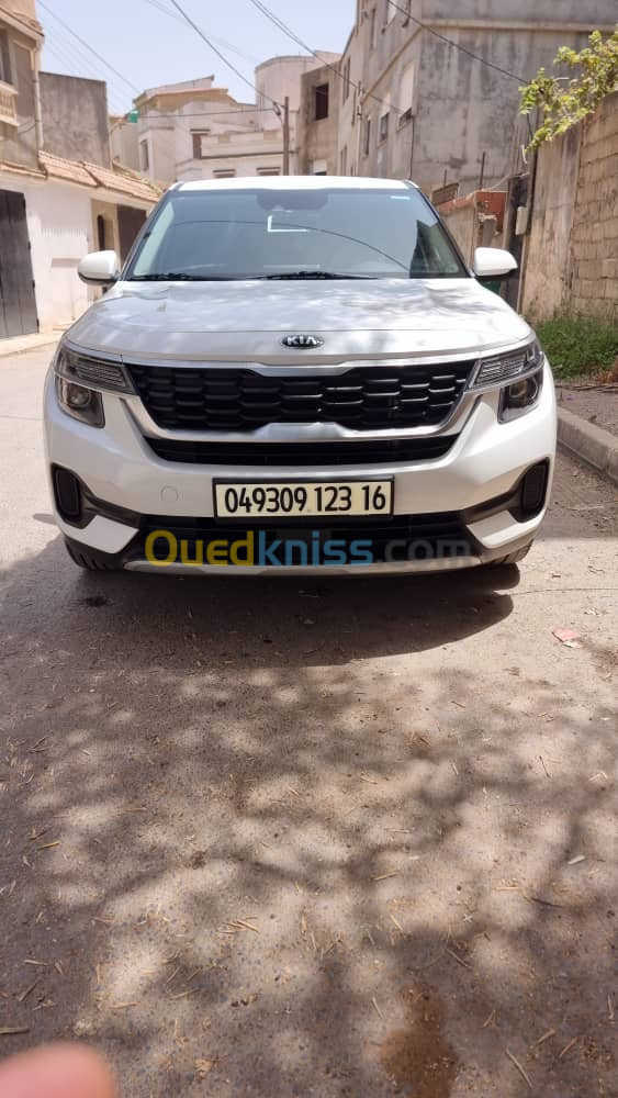 Kia Seltos 2023 Tout option