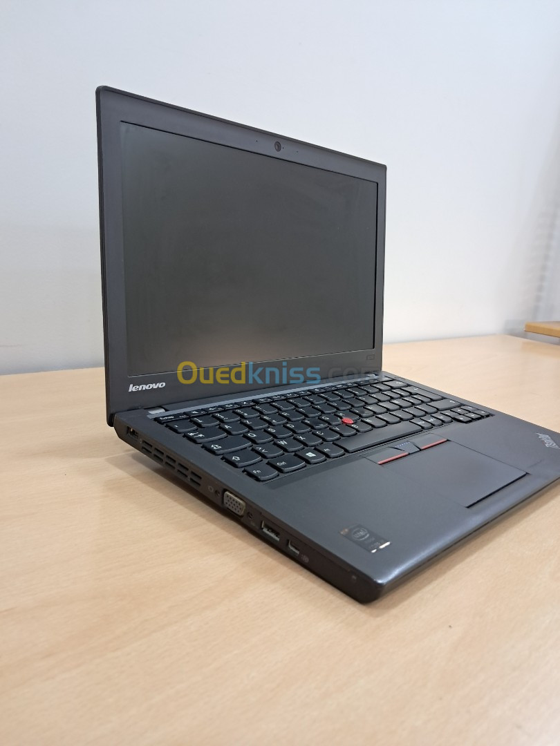 Lenovo THINKPAD X250 