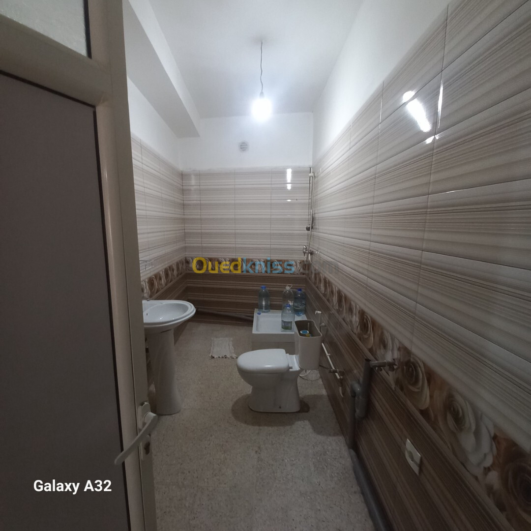 Location Appartement F3 Alger Bouzareah