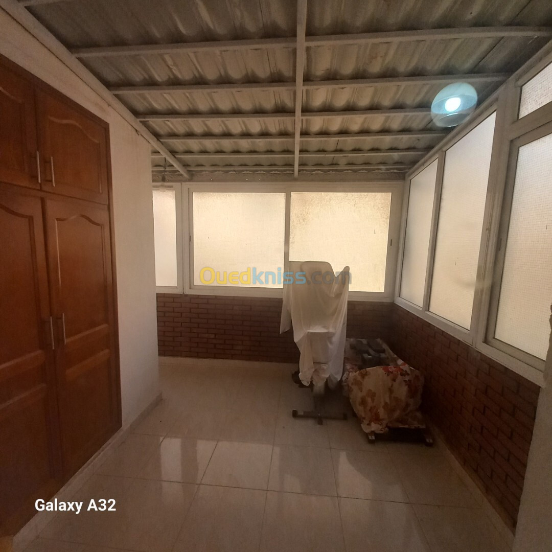 Vente Appartement F4 Alger Bouzareah