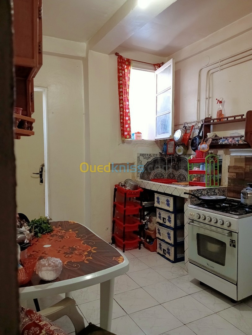 Echange Appartement F2 Sidi Bel Abbès Sidi bel abbes