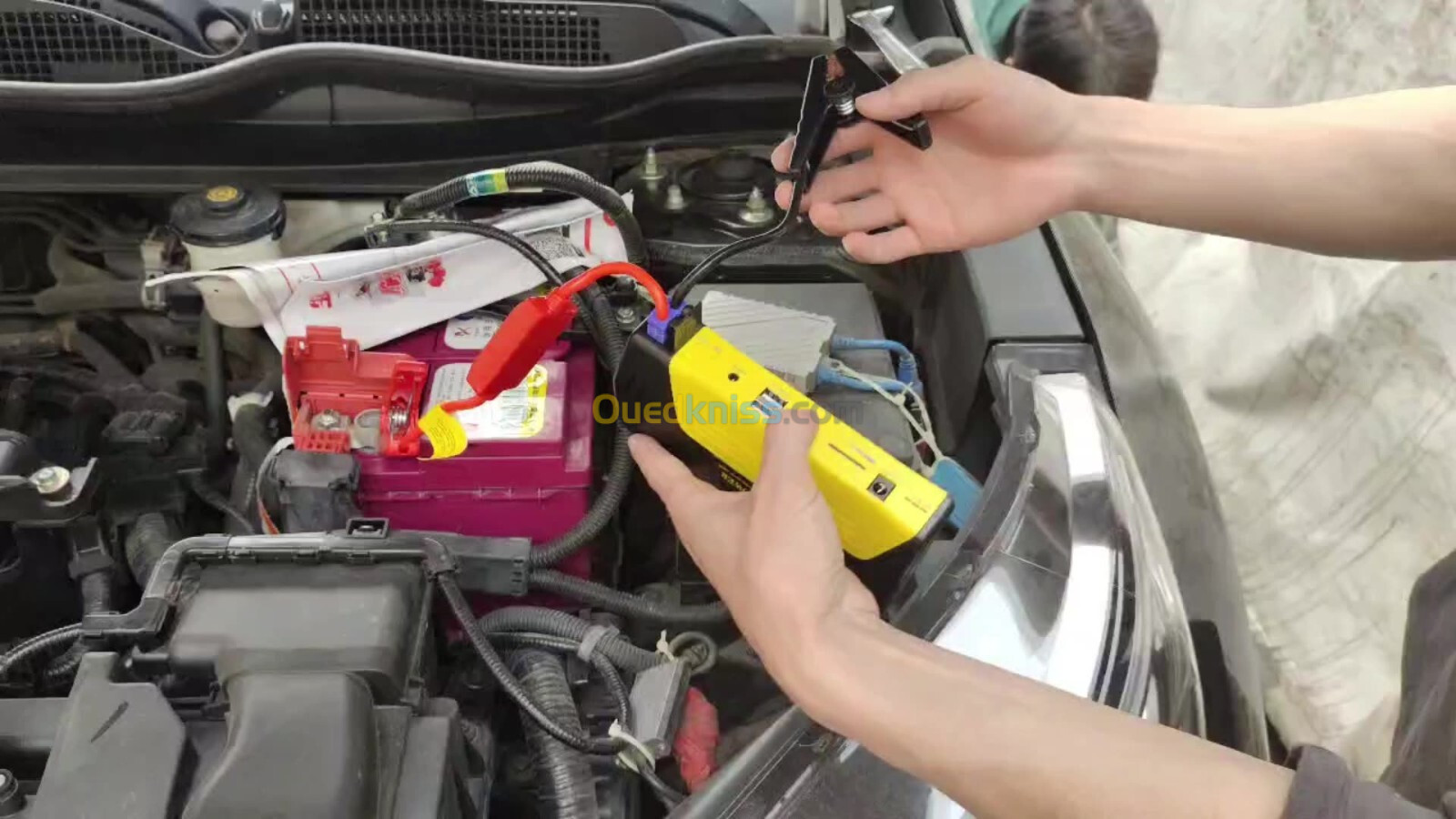 Kit d'urgence multifonctionnel 8 en 1 pour Voiture 12V