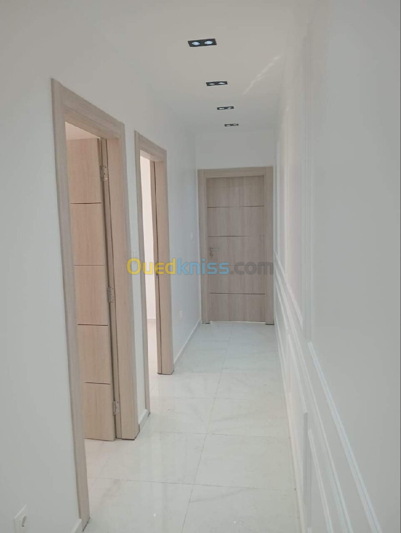 Vente Appartement F2 Alger Bordj el kiffan