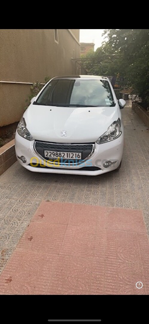 Peugeot 208 2012 208