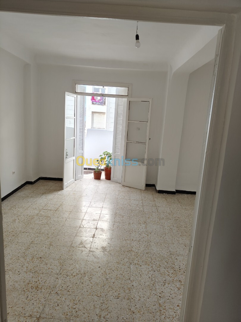 Vente Appartement F4 Tipaza Tipaza