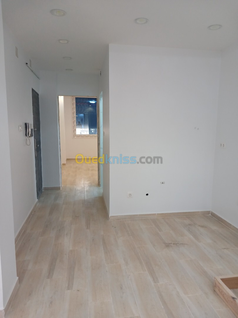 Vente Appartement F2 Alger Bordj el kiffan