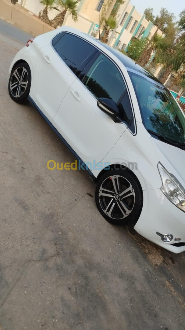 Peugeot 208 2014 Allure