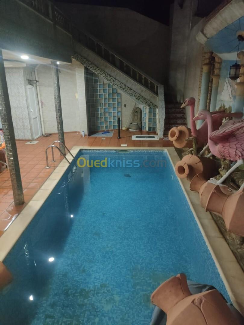 Location vacances Niveau De Villa F5 Alger Ain benian