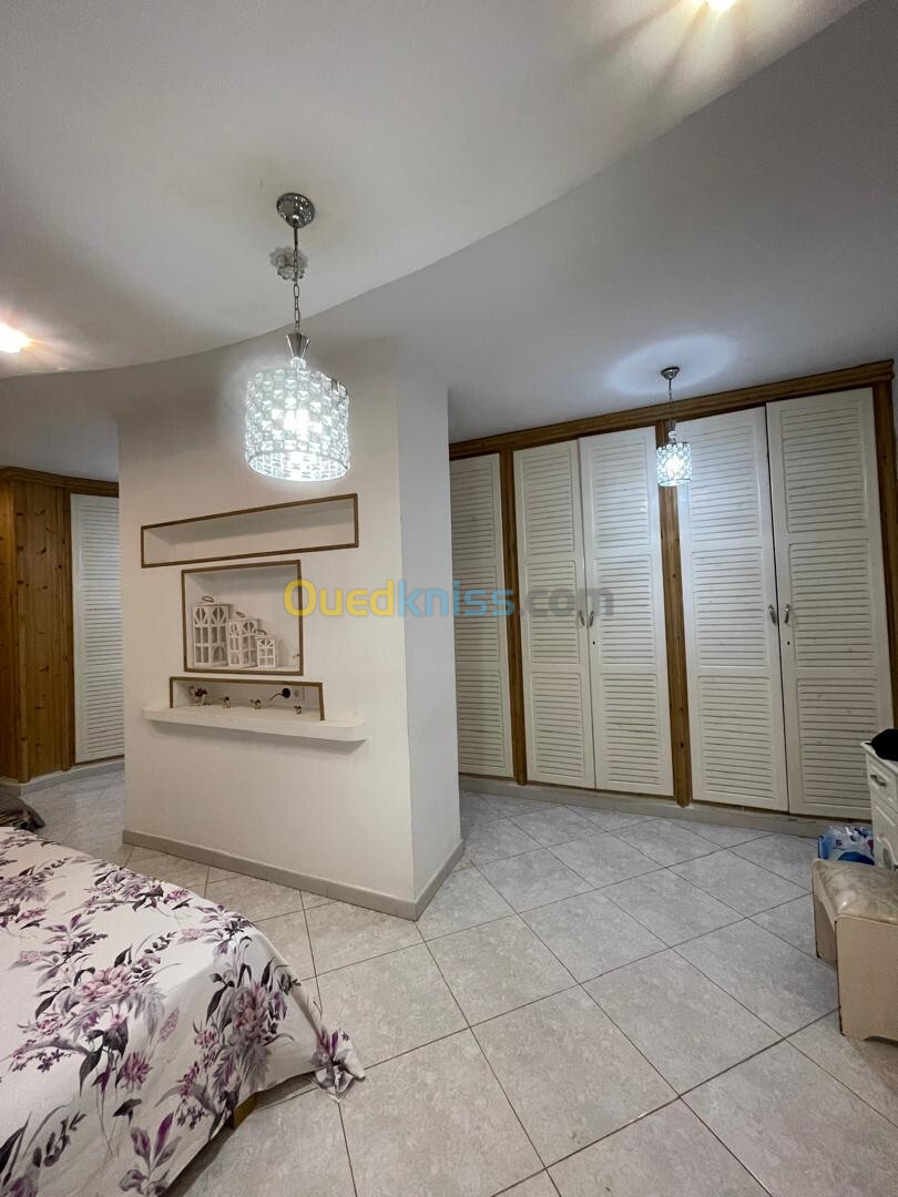 Location vacances Appartement F3 Alger Ain benian