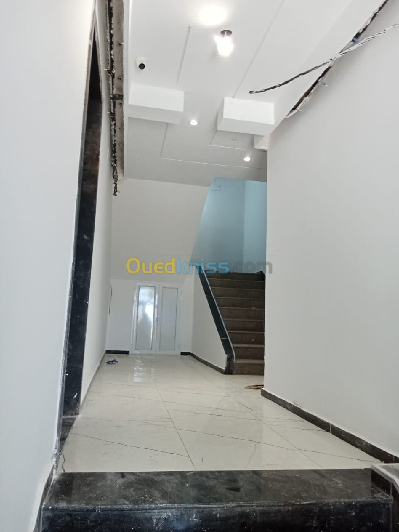 Vente Appartement F4 Alger Bordj el bahri