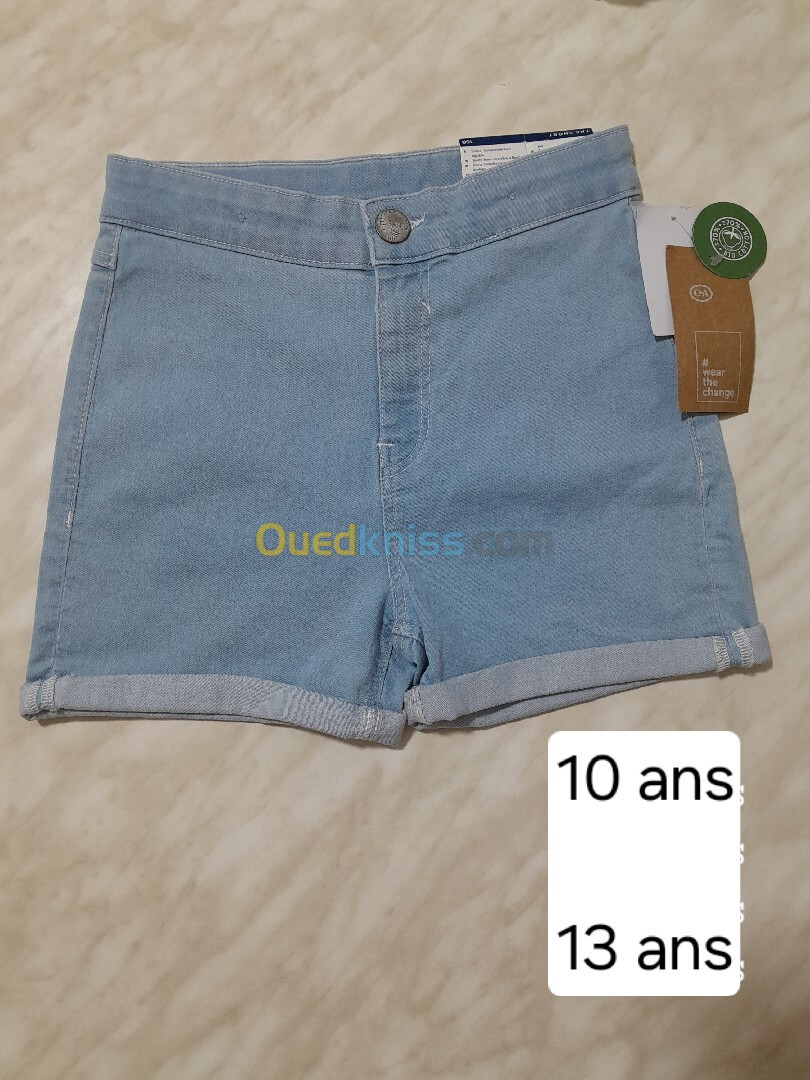 Short fille marque C&A