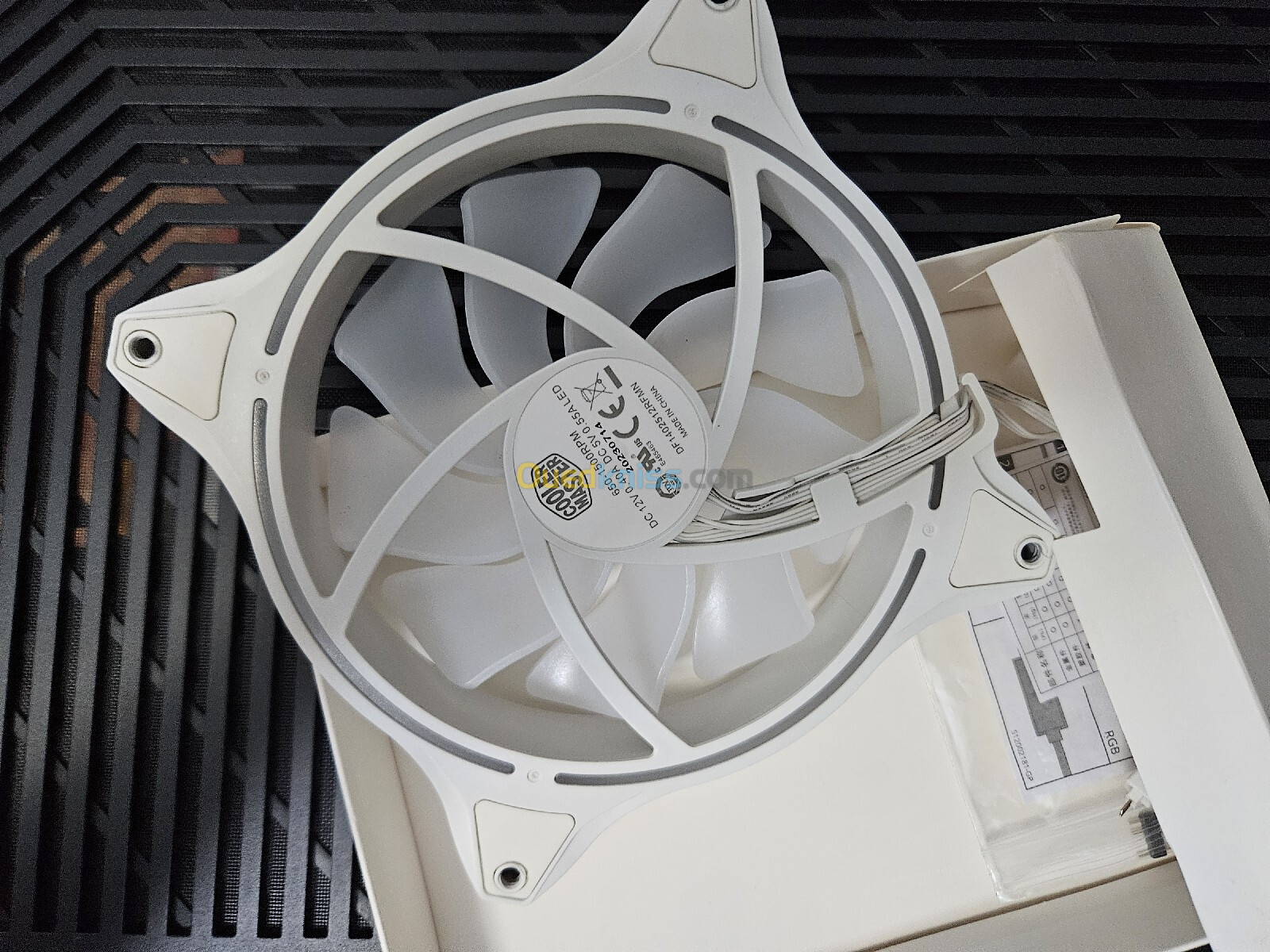 Ventilateur cooler master halo 140mm