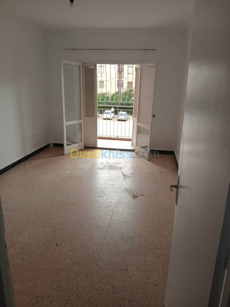 Location Appartement F4 Boumerdès Boumerdes