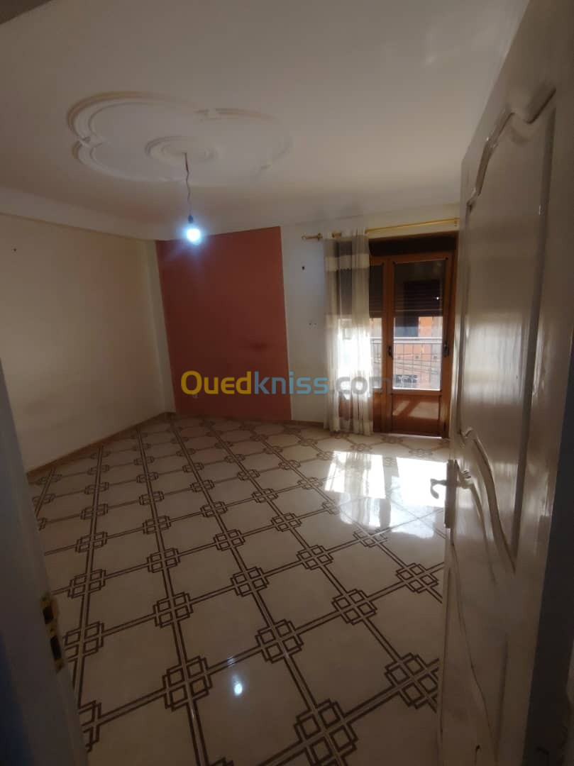 Location Appartement F4 Boumerdès Boumerdes