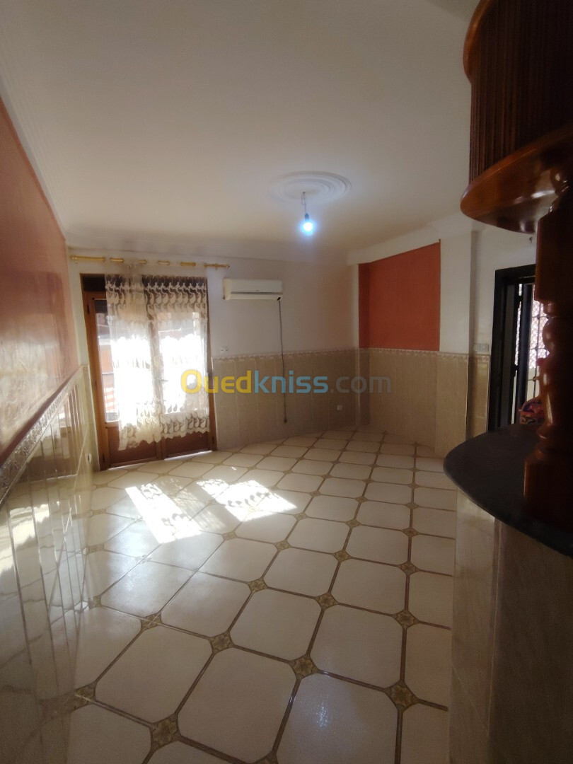 Location Appartement F4 Boumerdès Boumerdes