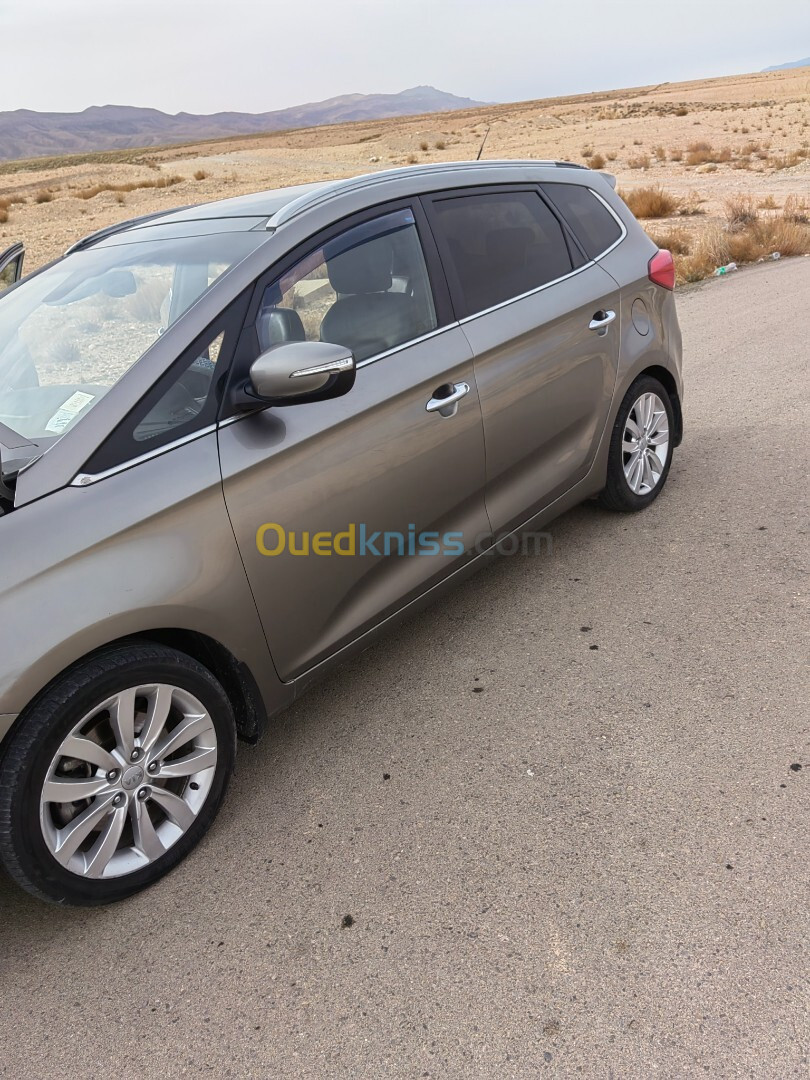 Kia Carens 2014 Luxe