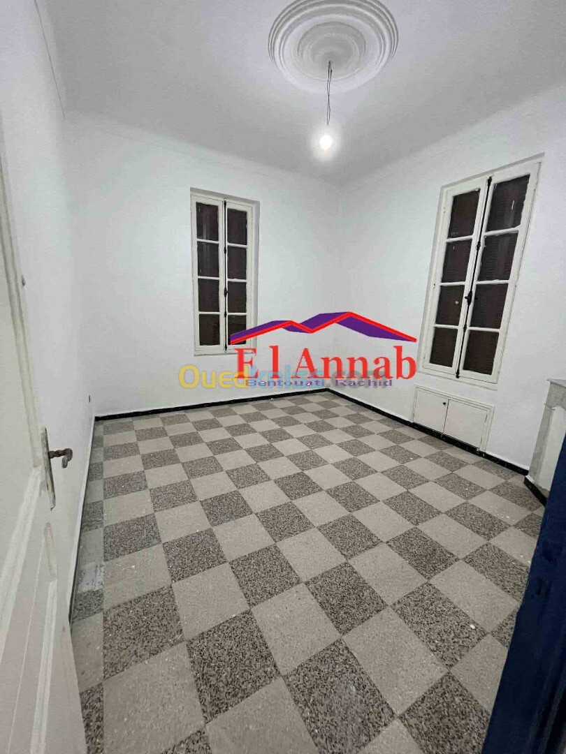 Location Appartement F5 Annaba Annaba