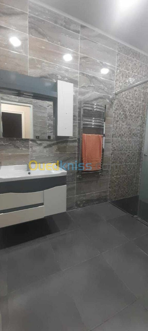 Location Appartement F4 Annaba Annaba