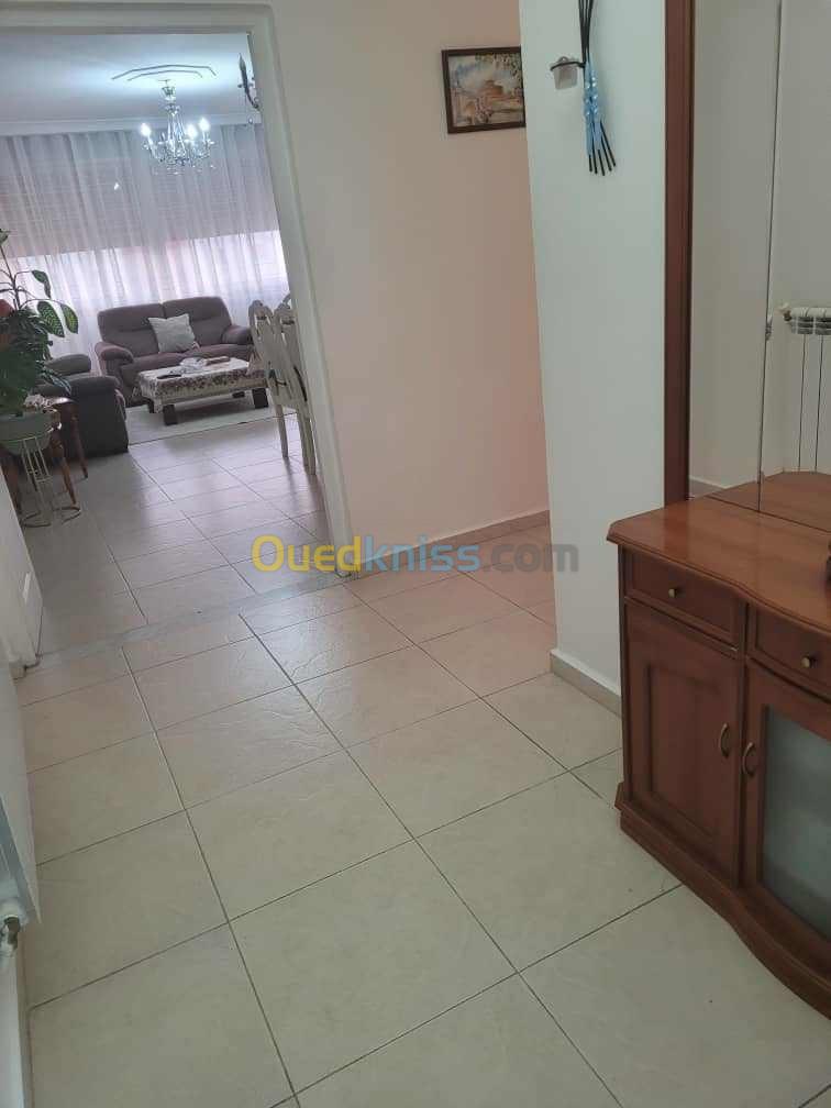 Vente Appartement F5 Annaba Annaba