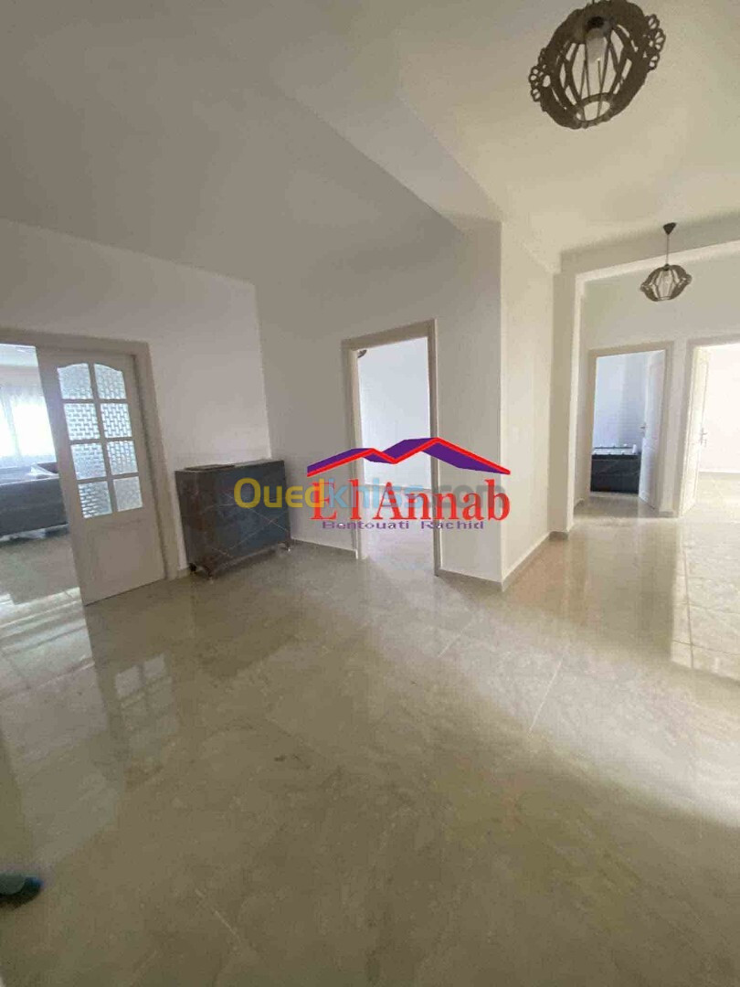 Location Appartement F4 Annaba Annaba