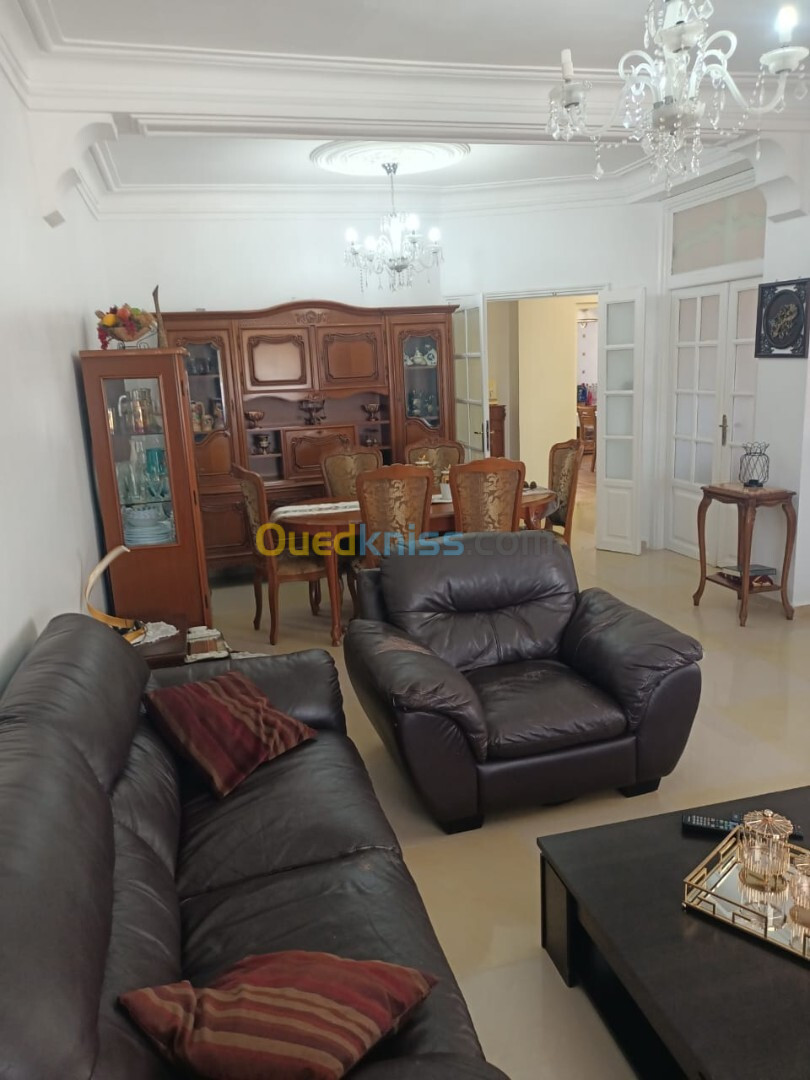 Location Appartement F4 Annaba Annaba