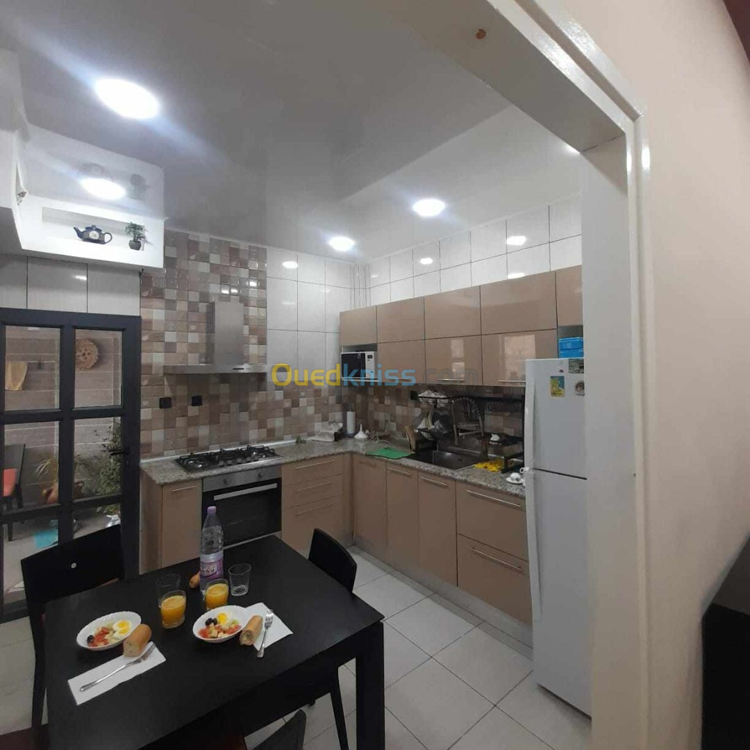 Location Appartement F4 Annaba Annaba