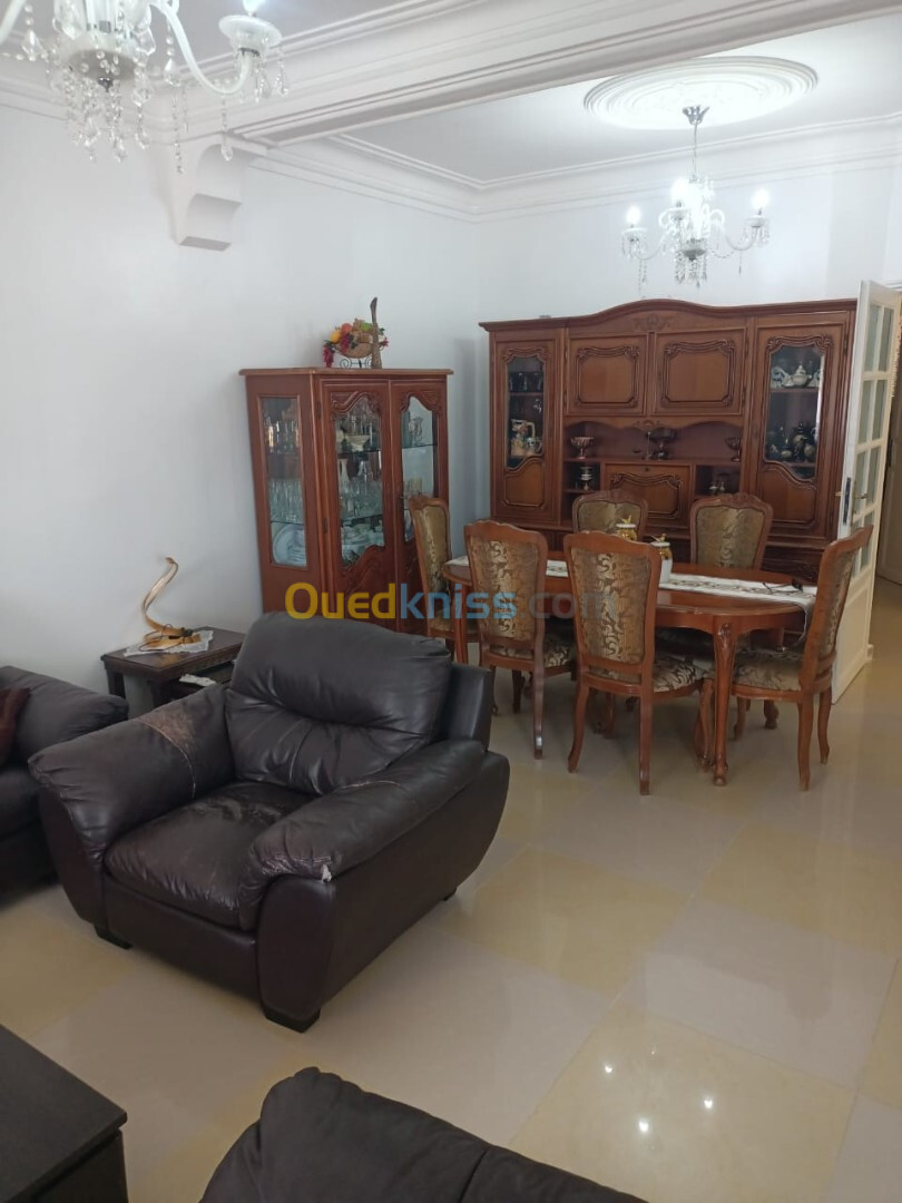 Location Appartement F4 Annaba Annaba