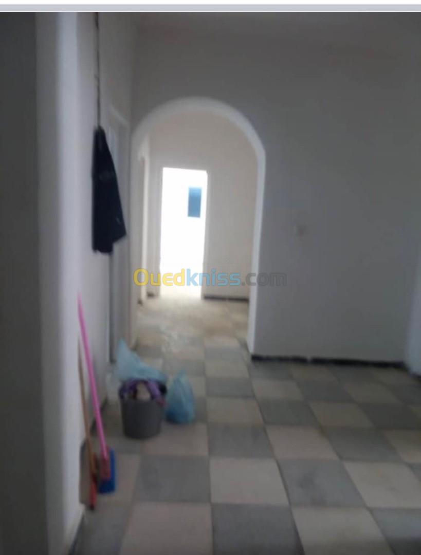 Vente Appartement F3 Annaba Barrahel