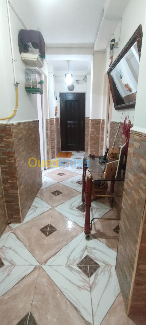 Vente Appartement F4 Oran Hassi bounif