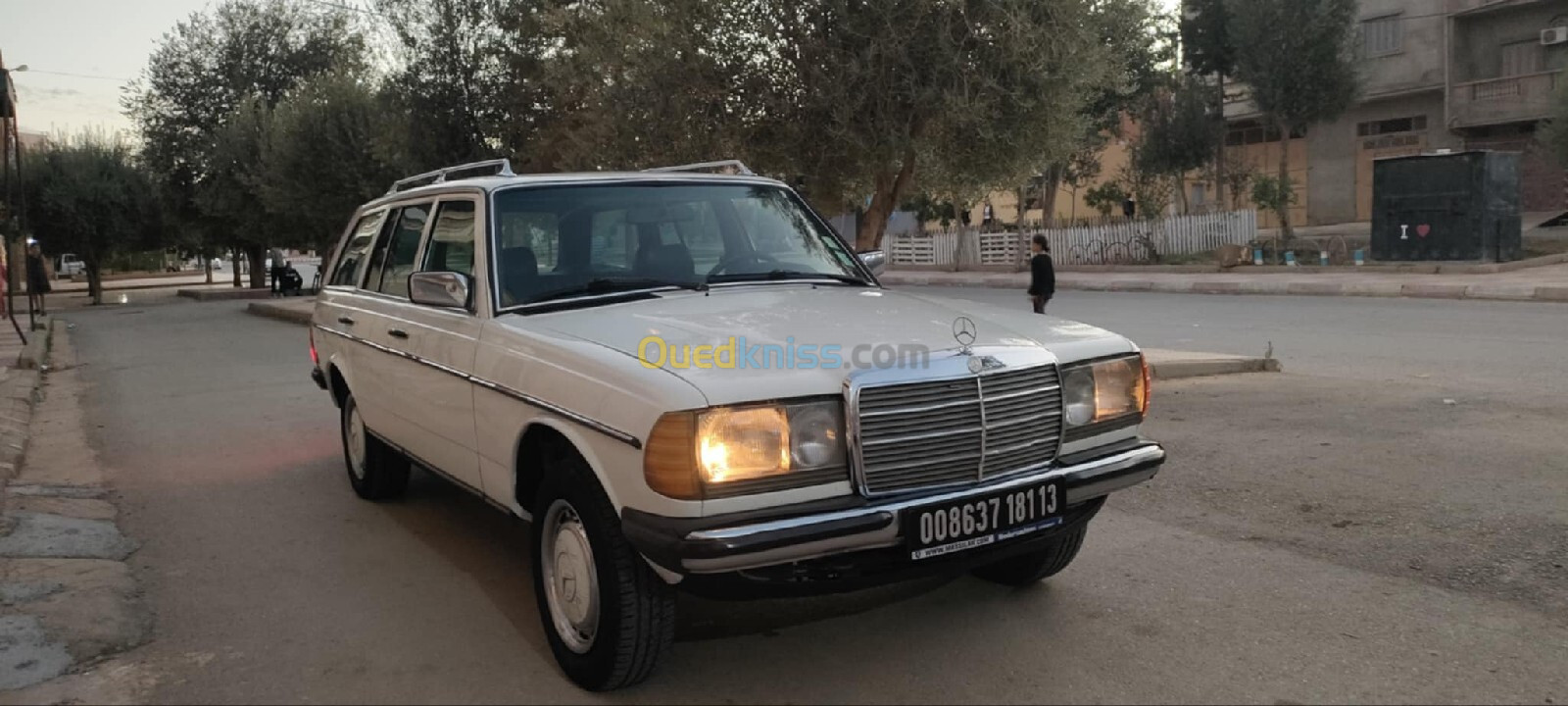 Mercedes Classe E 1981 TE