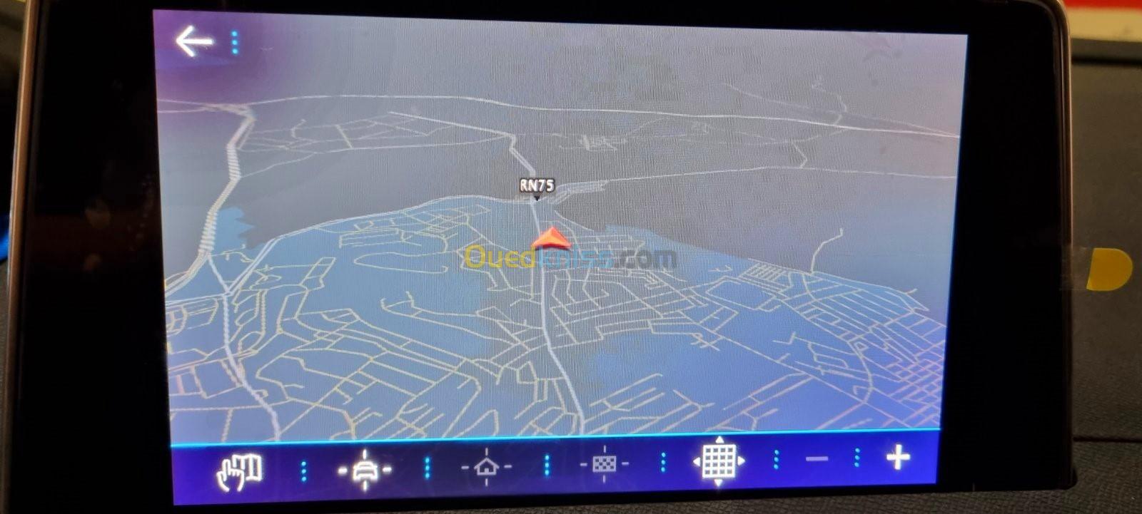 Cartographie GPS Navigation CITROEN / DS / PEUGEOT / OPEL