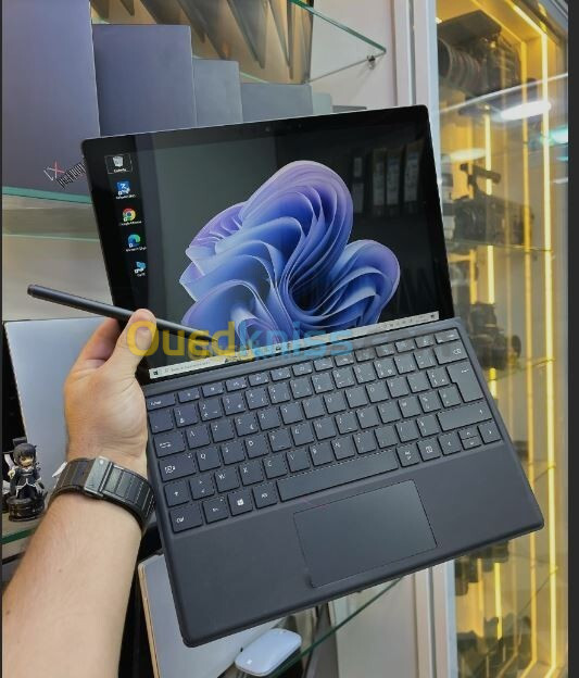 SURFACE PRO 8 