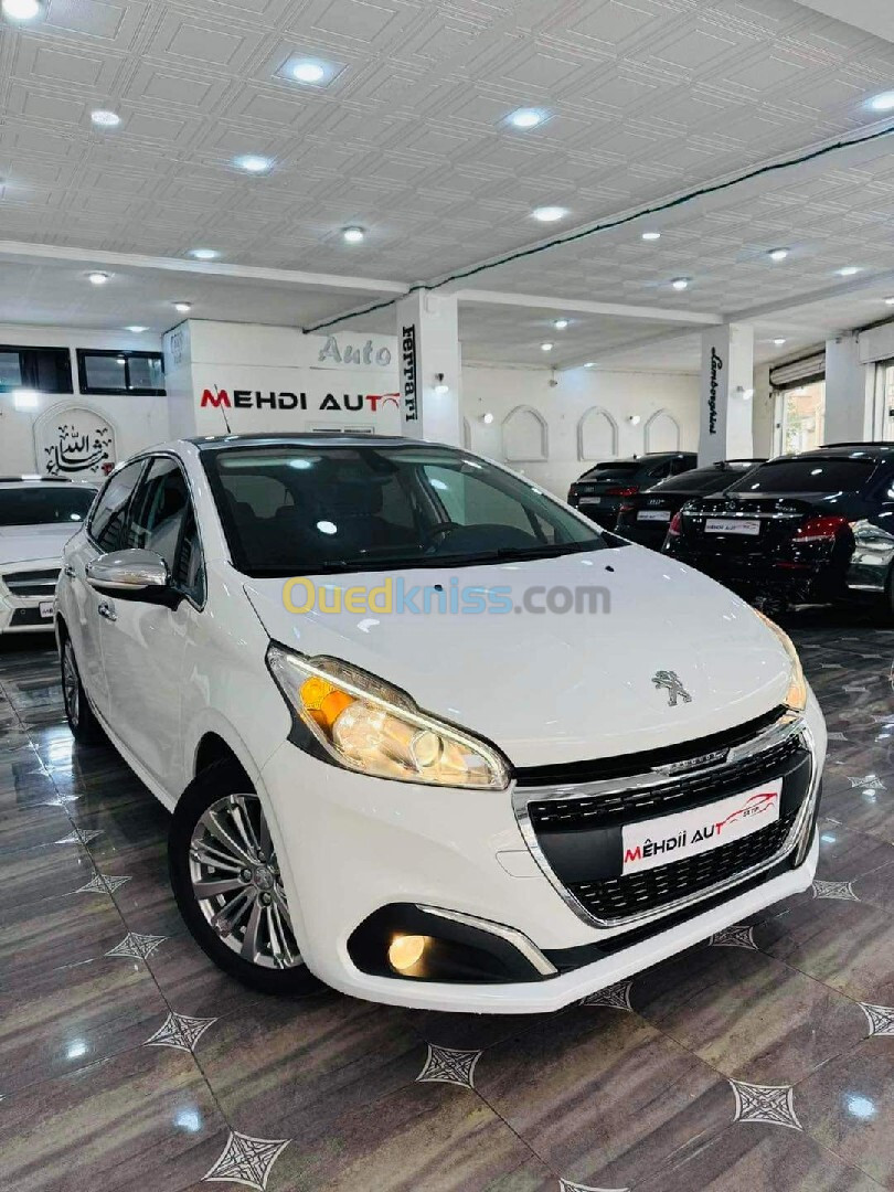 Peugeot 208 2018 Allure