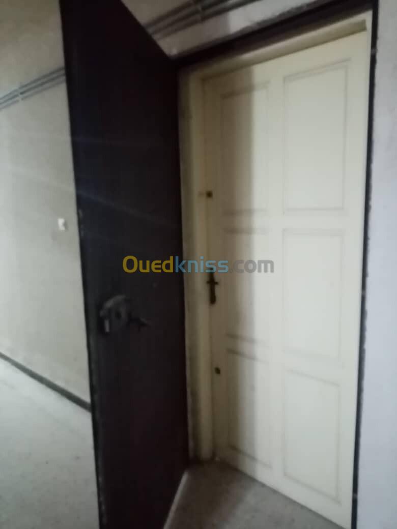 Vente Appartement F3 Alger Bouzareah