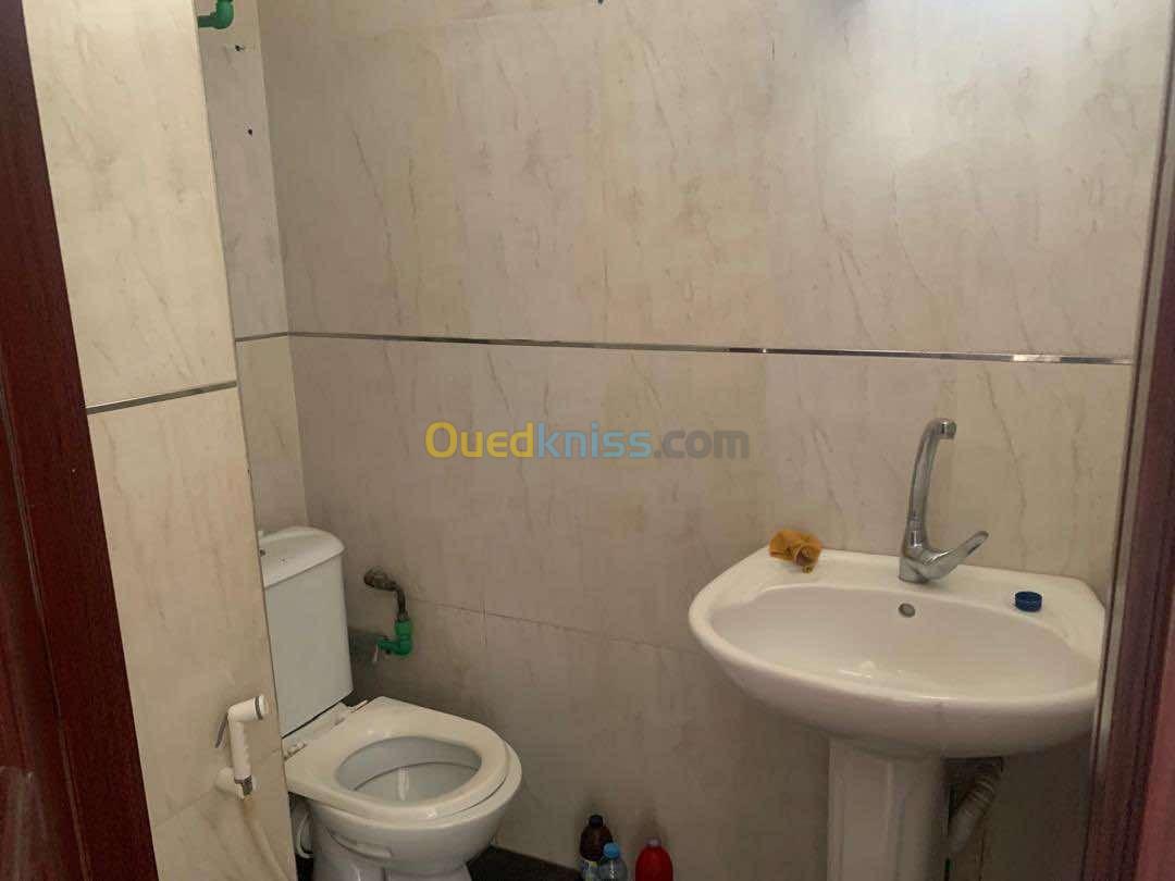 Vente Niveau De Villa F3 Alger El achour