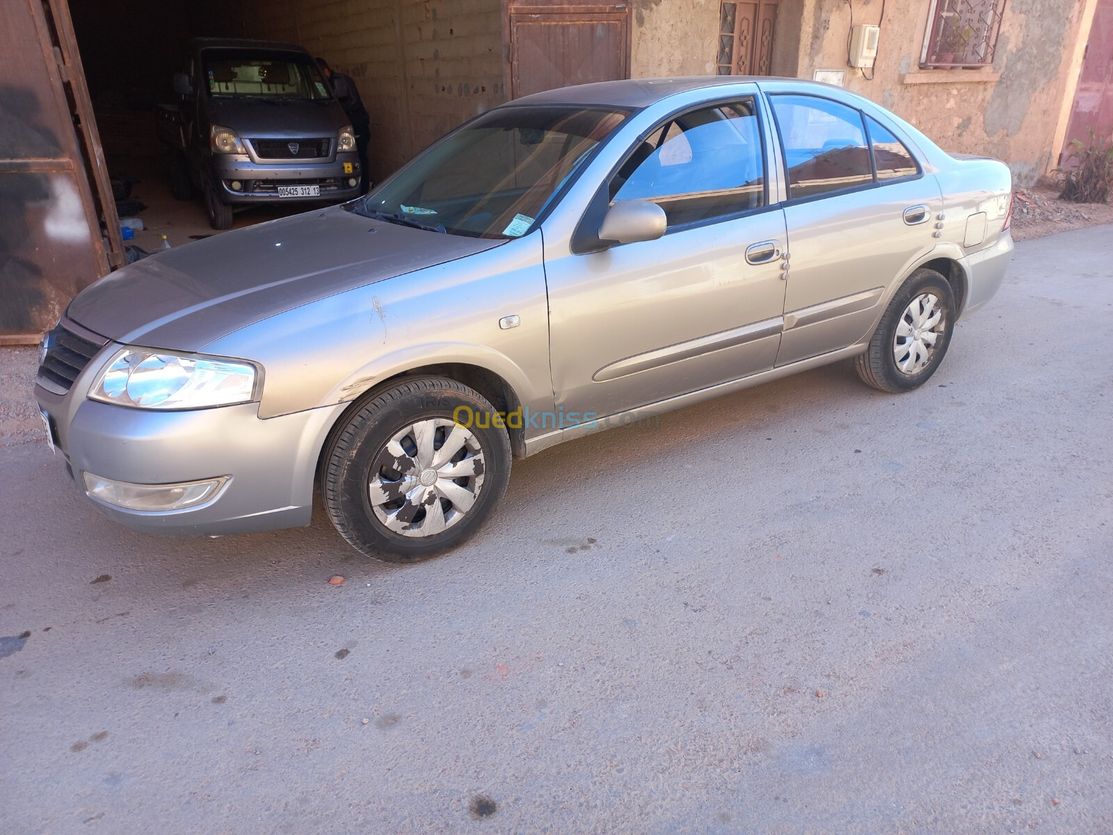 Nissan Sunny 2012 Sunny