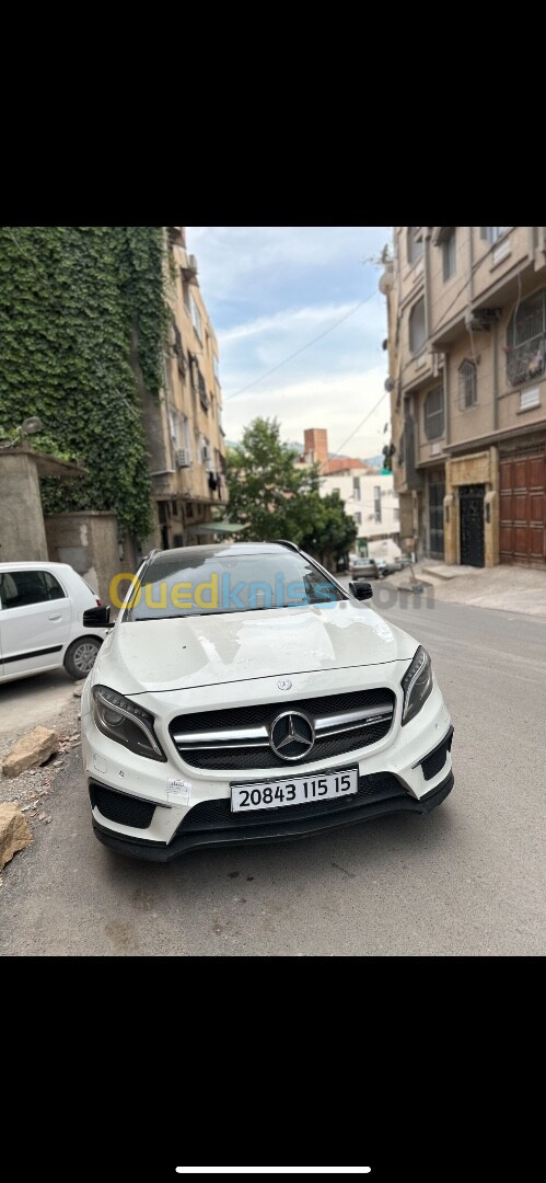 Mercedes GLA 2015 45 AMG