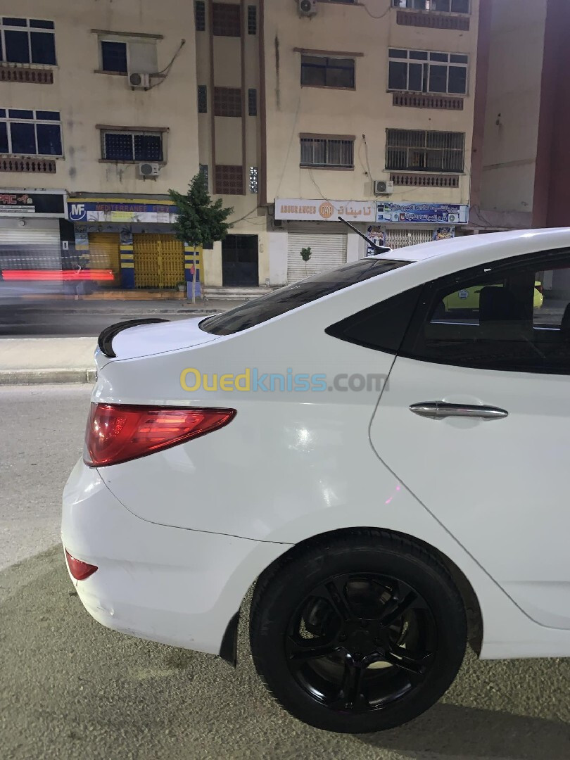 Hyundai Accent RB  5 portes 2017 