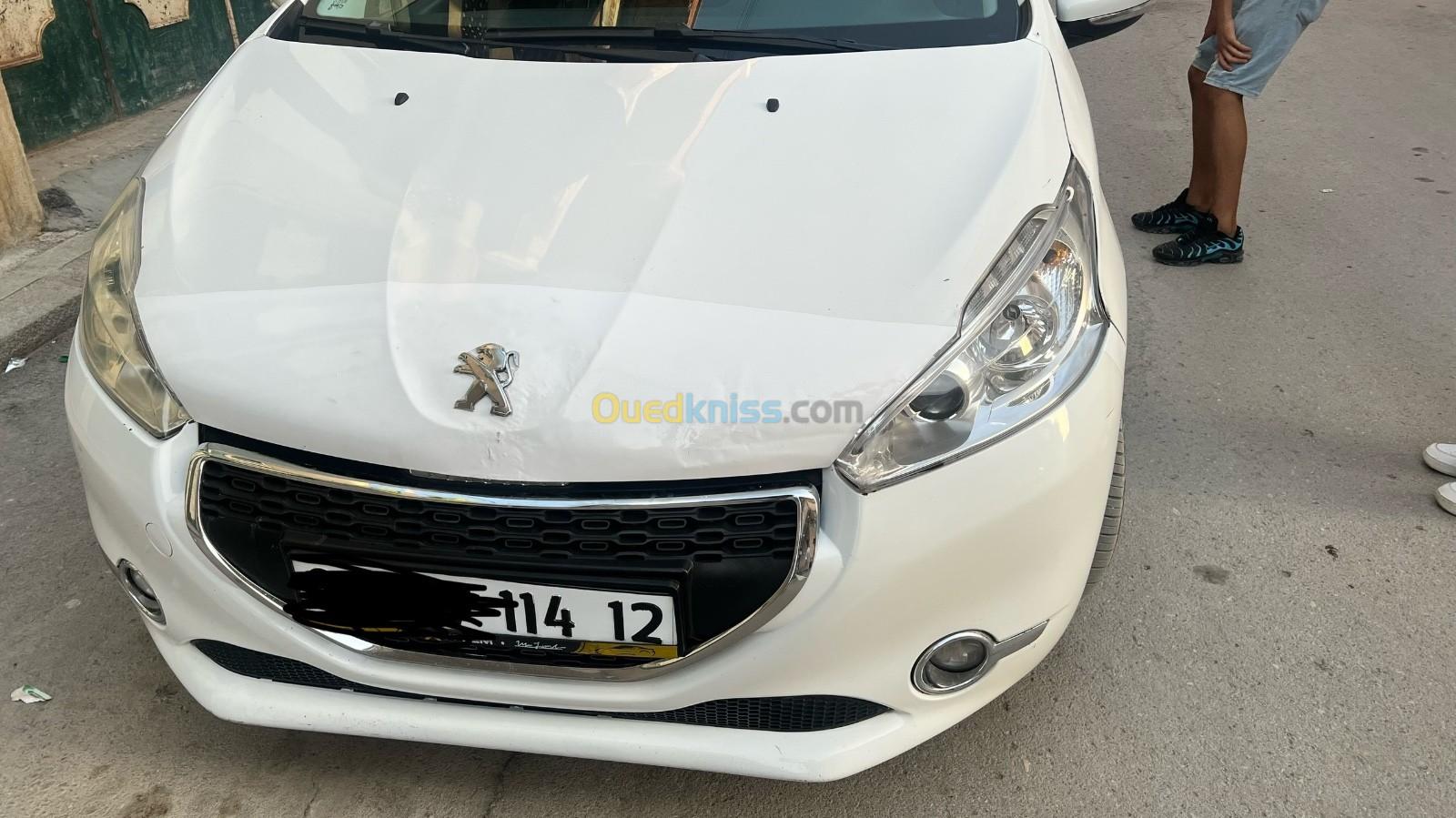 Peugeot 208 2014 Allure