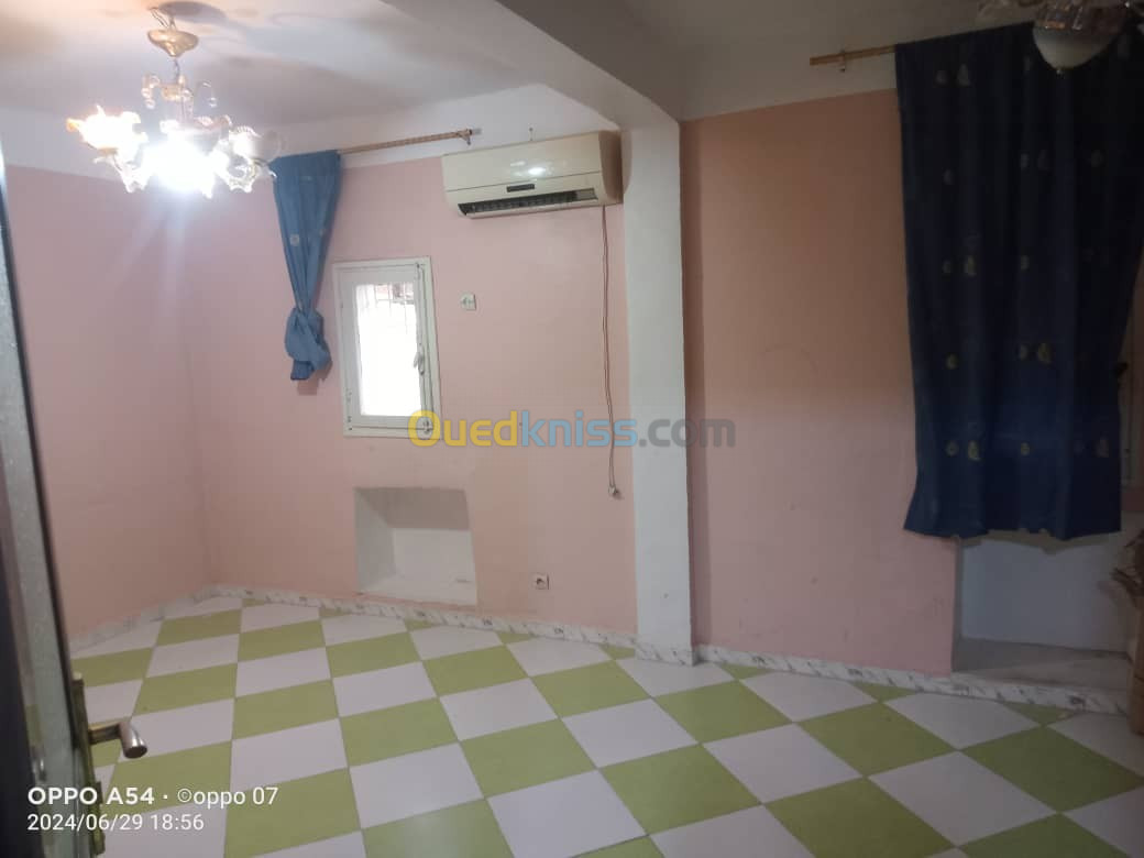 Location Appartement F3 Ouargla Hassi messaoud